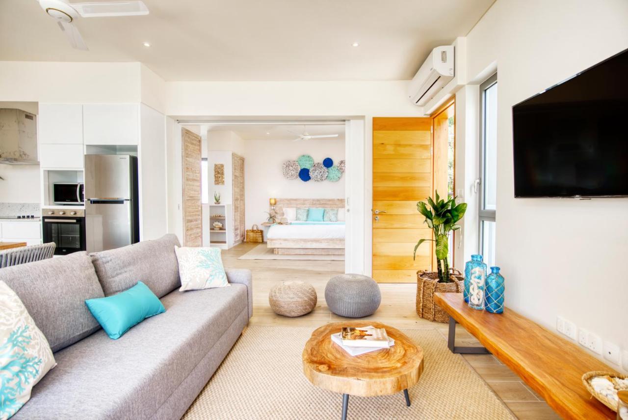 Pineapple Beach Villas Baie Lazare  Bagian luar foto