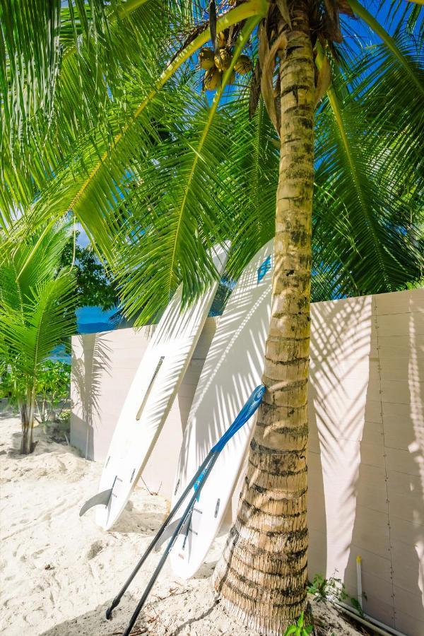 Pineapple Beach Villas Baie Lazare  Bagian luar foto